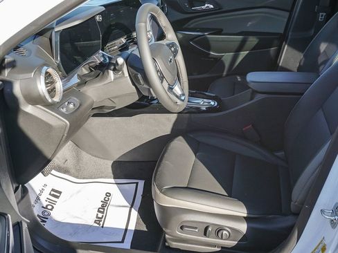 New 2026 Chevrolet Trax ACTIV w/ Sunroof Package image 17