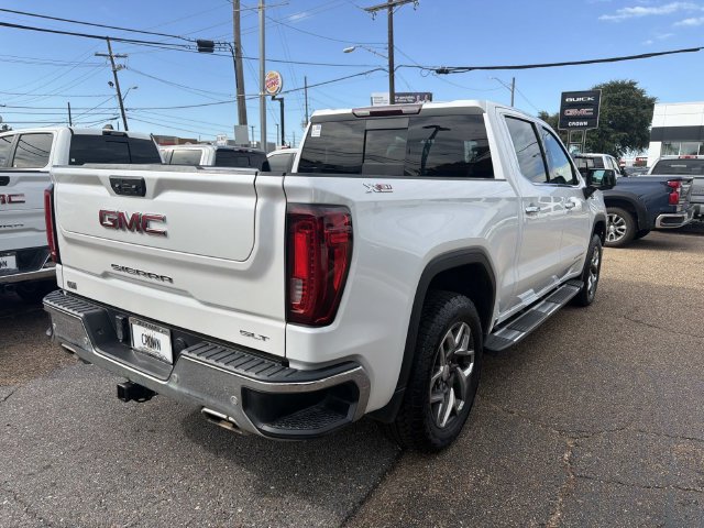 Used 2023 GMC Sierra 1500 SLT w/ SLT Premium Plus Package AWD/4WD image 6