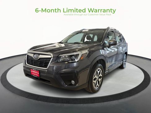 Used 2021 Subaru Forester Premium AWD/4WD image 3