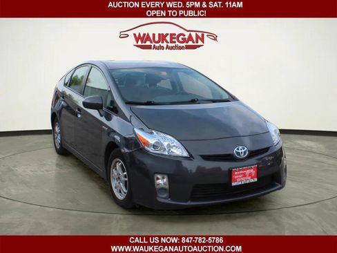 Used 2010 Toyota Prius Five FWD image 4