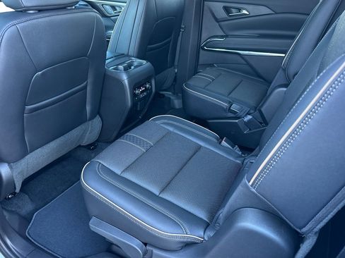 New 2026 Chevrolet Traverse High Country w/ LPO, Illumination Package image 12