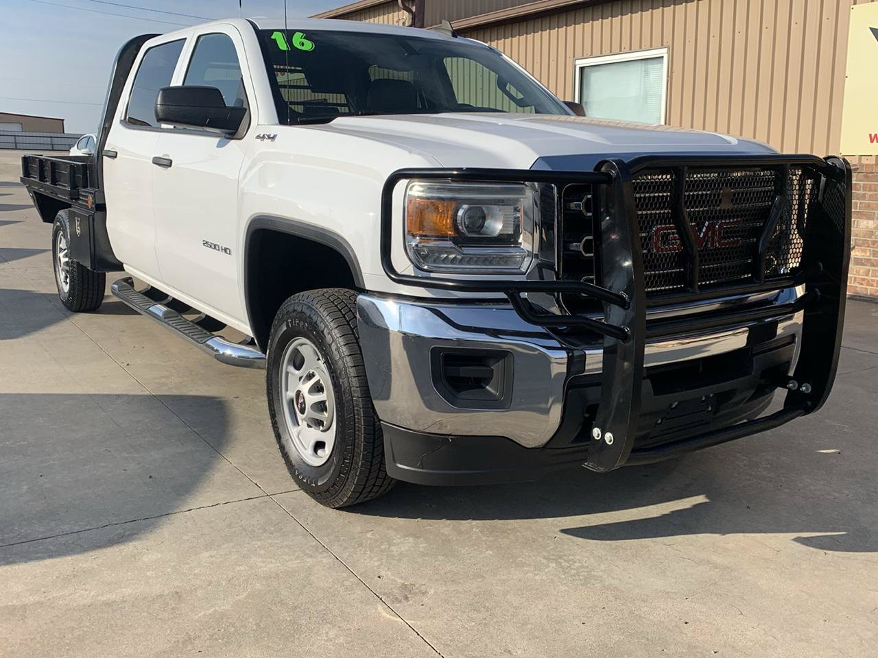 Used 2016 GMC Sierra 2500 4x4 Crew Cab w/ Sierra Convenience Package image 1