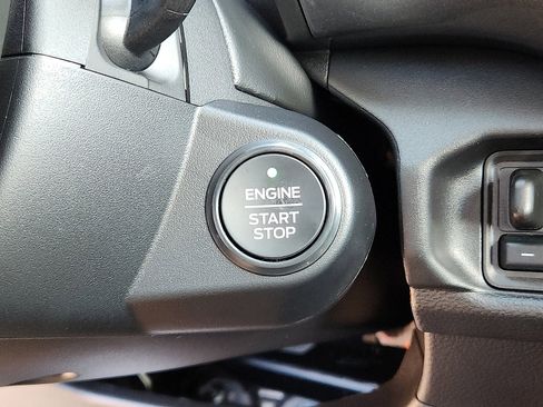 New 2025 Ford Ranger Lariat w/ Black Appearance Package image 19