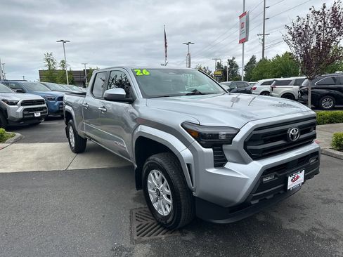 Certified 2026 Toyota Tacoma SR5 AWD/4WD image 7