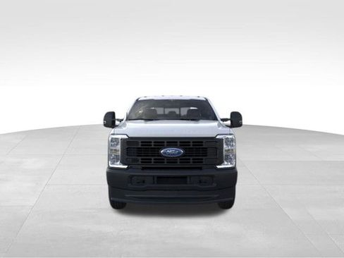 New 2026 Ford F250 XL w/ XL Driver Assist Package AWD/4WD image 7