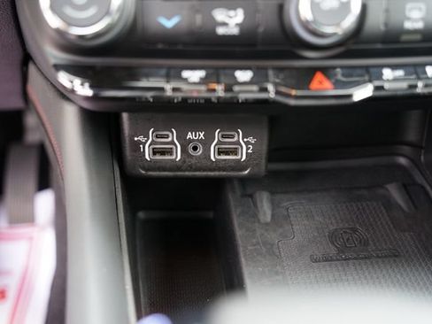Used 2024 Dodge Durango R/T w/ Blacktop Package AWD/4WD image 15