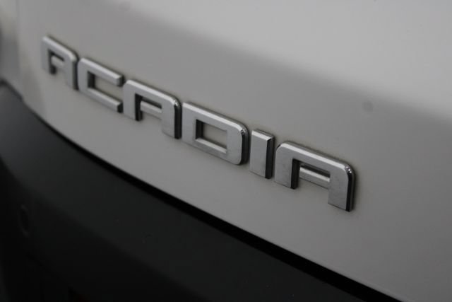 Used 2017 GMC Acadia SLT AWD/4WD image 7