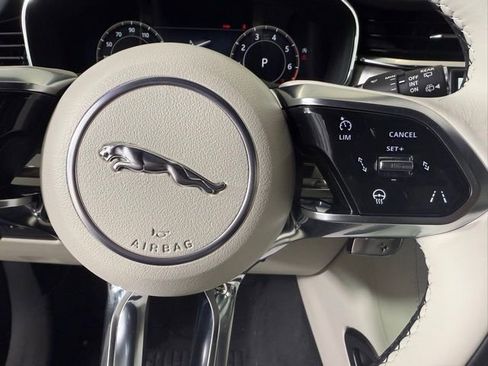 Used 2025 Jaguar F-PACE R-Dynamic S image 16