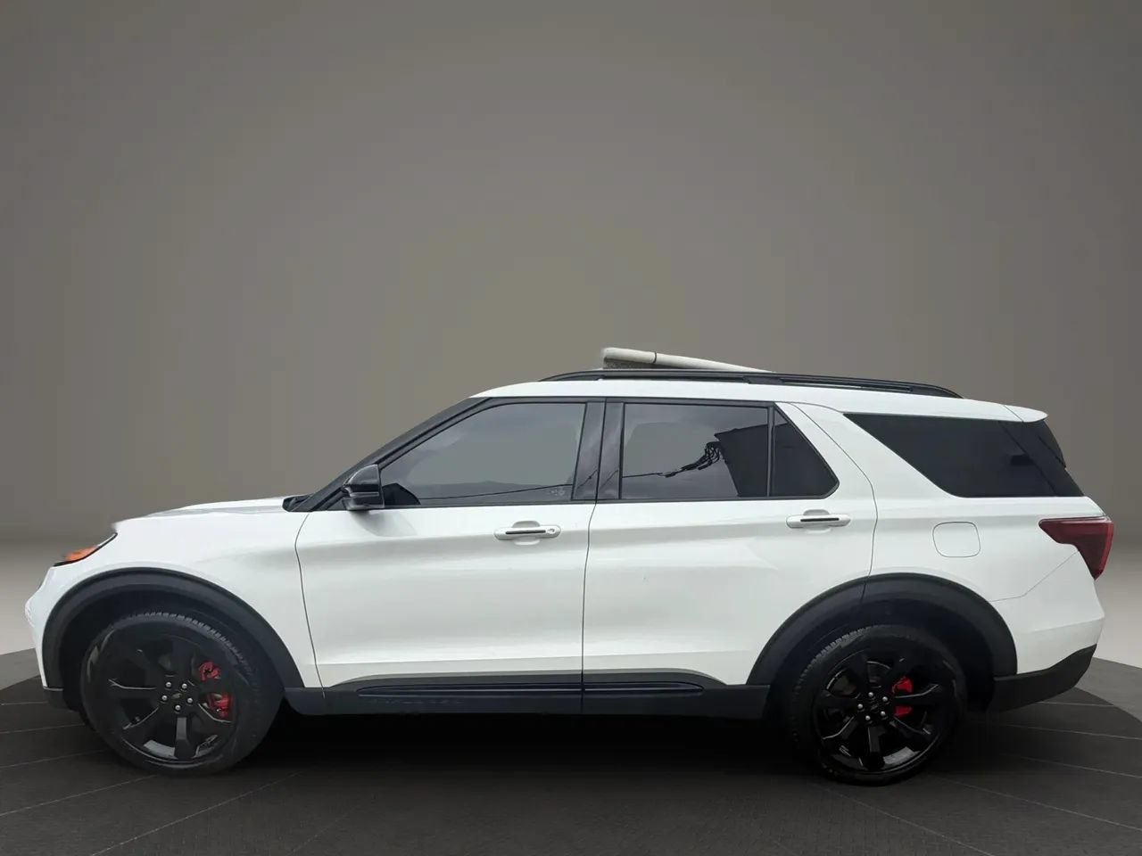 Used 2020 Ford Explorer ST w/ ST Street Pack AWD/4WD image 8
