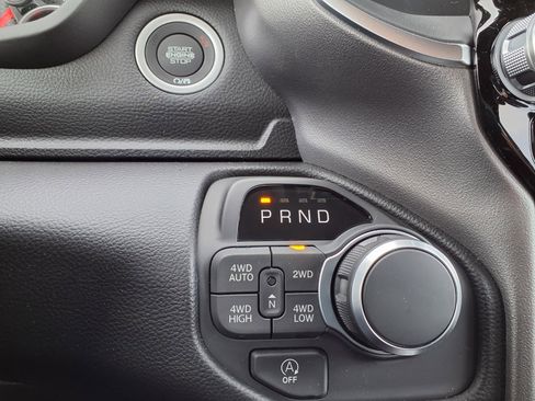 New 2026 RAM 1500 Big Horn AWD/4WD image 13