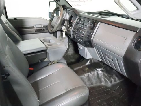 Used 2015 Ford F250 XL w/ Power Equipment Group image 45