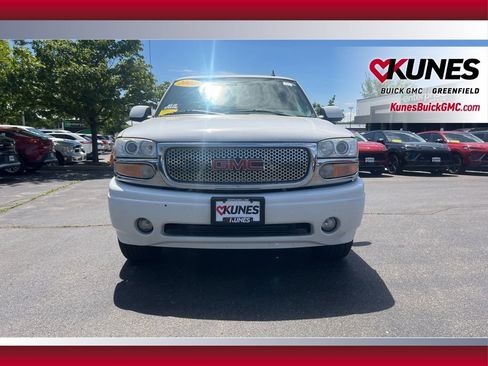 Used 2006 GMC Sierra 1500 Denali w/ Onstar Plus Package AWD/4WD image 13