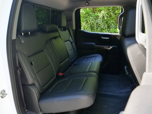 Used 2019 Chevrolet Silverado 1500 LT Trail Boss AWD/4WD image 33