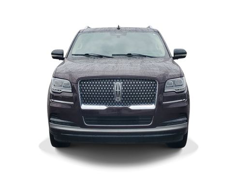 Used 2023 Lincoln Navigator Reserve AWD/4WD image 2