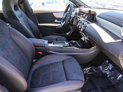 New 2025 Mercedes-Benz CLA 250 4MATIC image 20