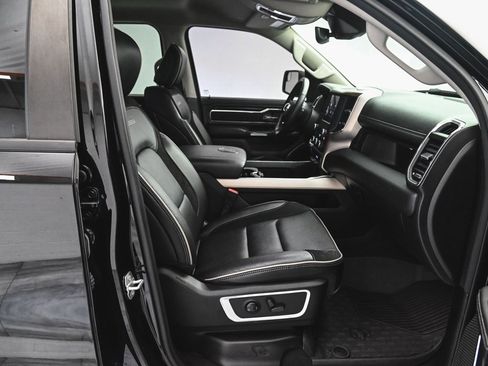 Used 2022 RAM 1500 Laramie image 31