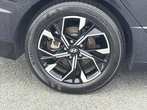 Used 2025 Hyundai Sonata SEL FWD image 17