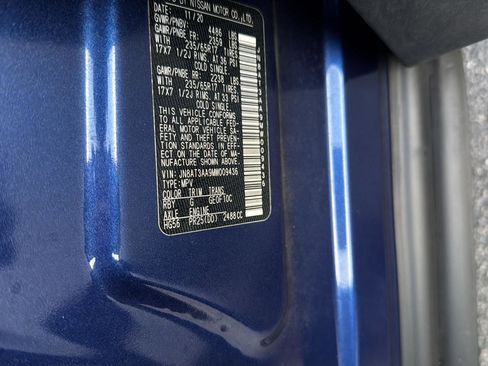 Used 2021 Nissan Rogue S image 34