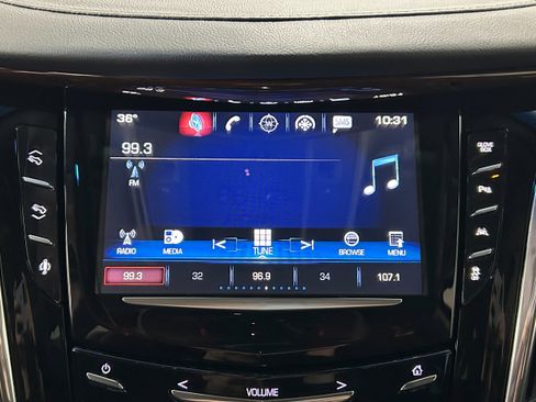 Used 2016 Cadillac Escalade Luxury image 5