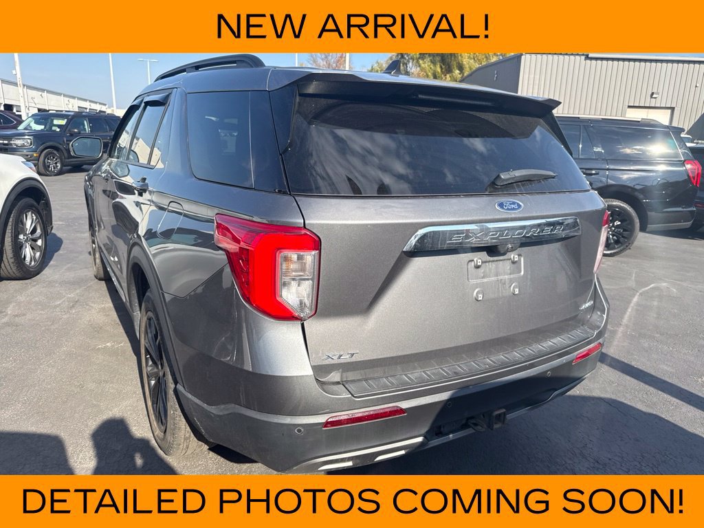 Used 2023 Ford Explorer XLT w/ Equipment Group 202A AWD/4WD image 5