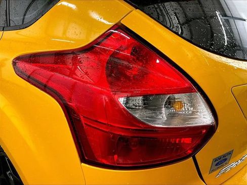 Used 2013 Ford Focus ST FWD image 28