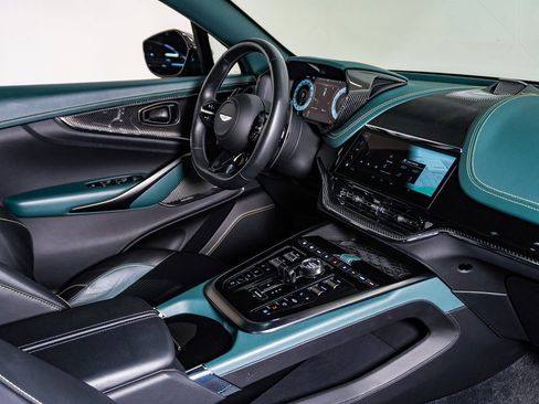 Used 2025 Aston Martin DBX 707 image 16