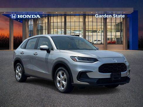 Certified 2024 Honda HR-V LX image 2