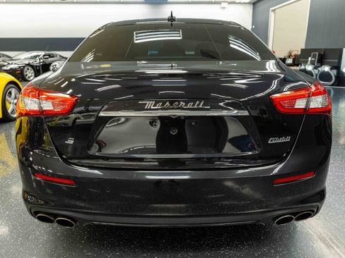 Used 2018 Maserati Ghibli S GranLusso image 6