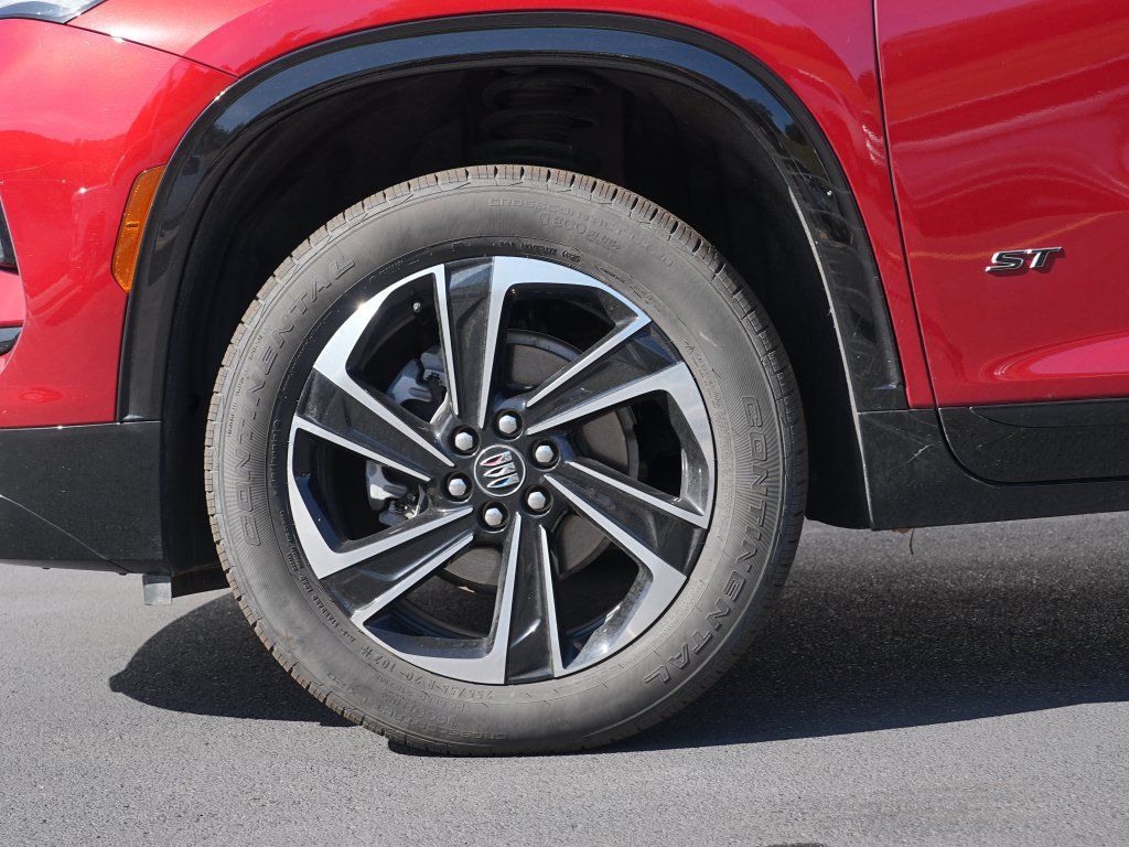 Certified 2026 Buick Enclave Sport Touring AWD/4WD image 11