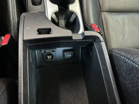Used 2017 Acura ILX FWD image 25