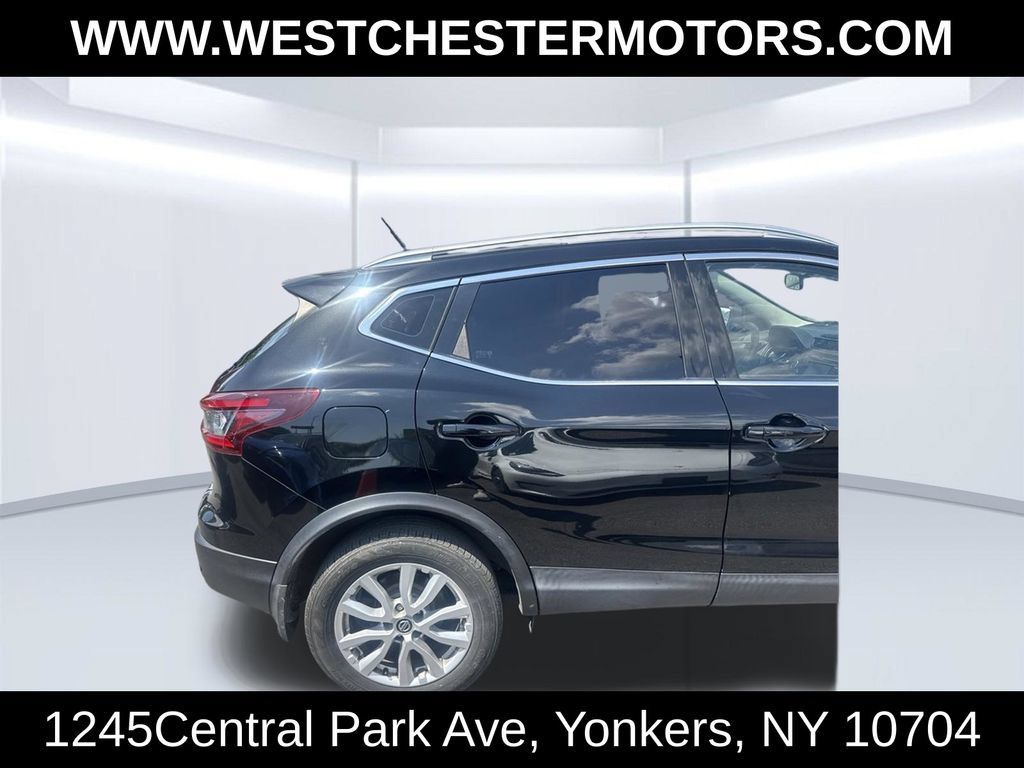Used 2020 Nissan Rogue Sport AWD image 11