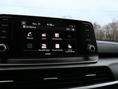 Used 2020 Kia Telluride S image 26