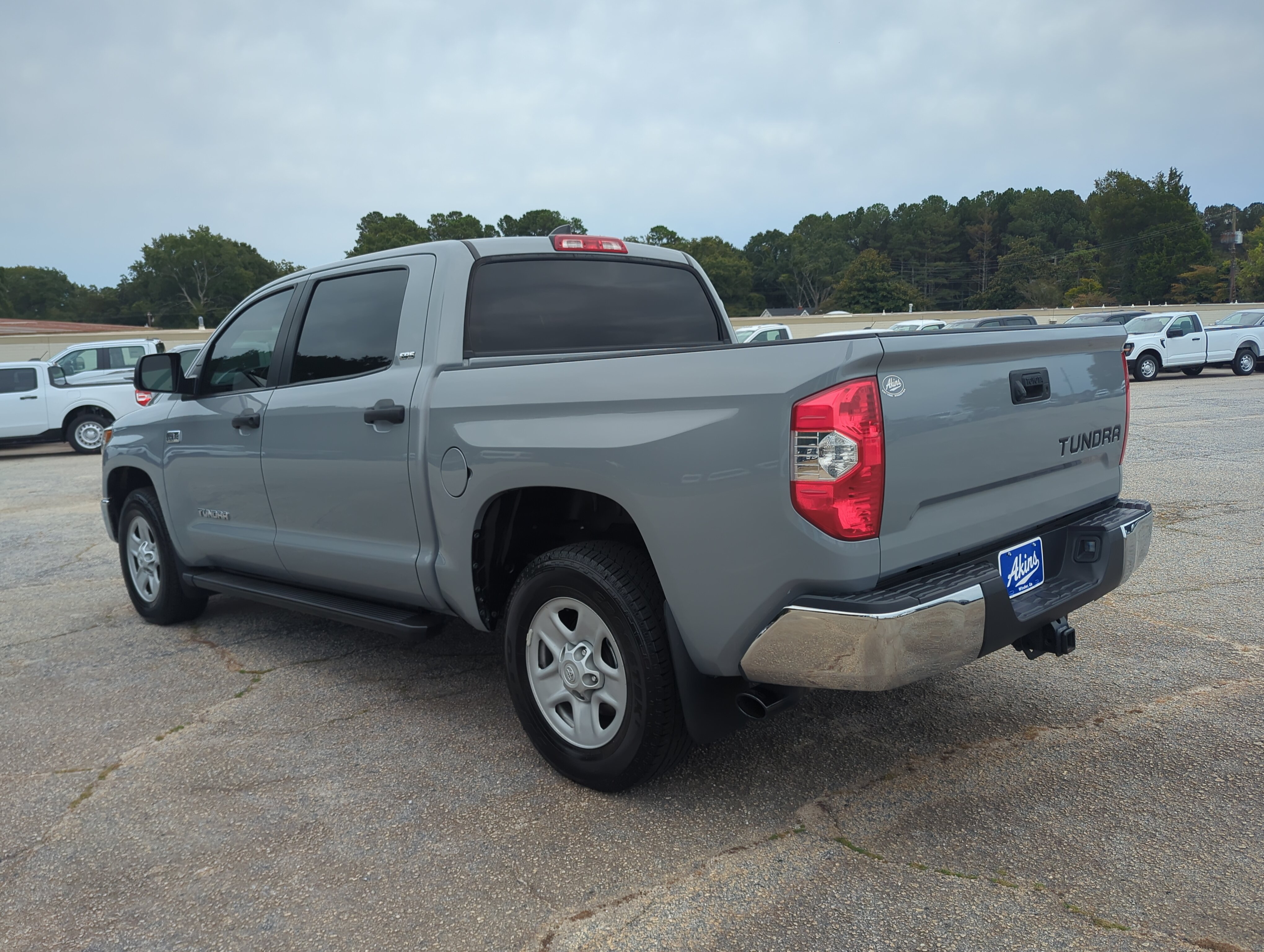 Used 2021 Toyota Tundra SR5 RWD image 5