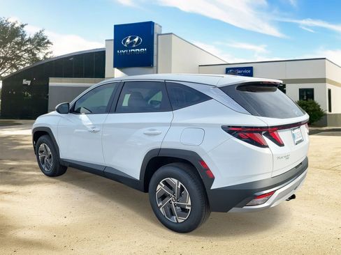 New 2026 Hyundai Tucson Blue SE w/ Tow & Go Package image 3