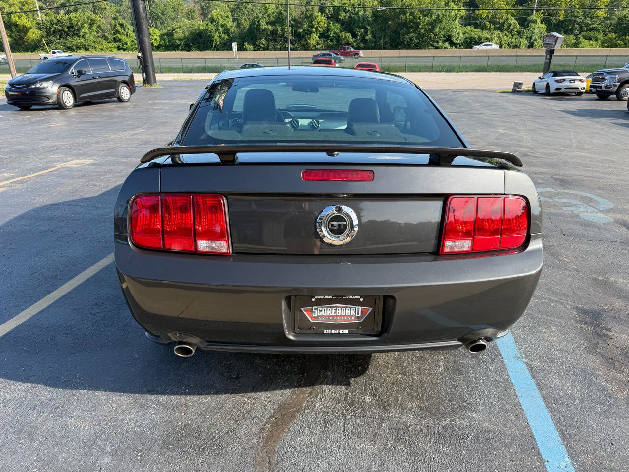 Used 2007 Ford Mustang GT RWD image 7