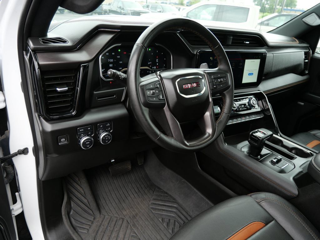 Certified 2024 GMC Sierra 1500 AT4 w/ AT4 Preferred Package AWD/4WD image 18