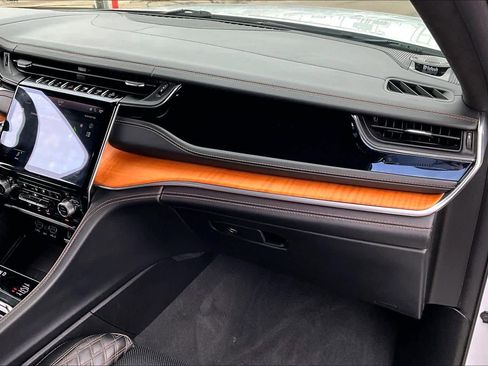 Used 2022 Jeep Grand Cherokee Summit image 36