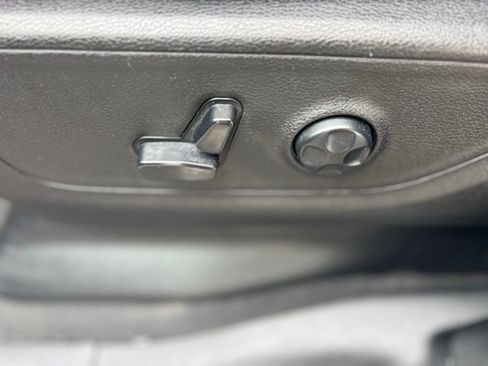 Used 2019 RAM 1500 Big Horn RWD image 20