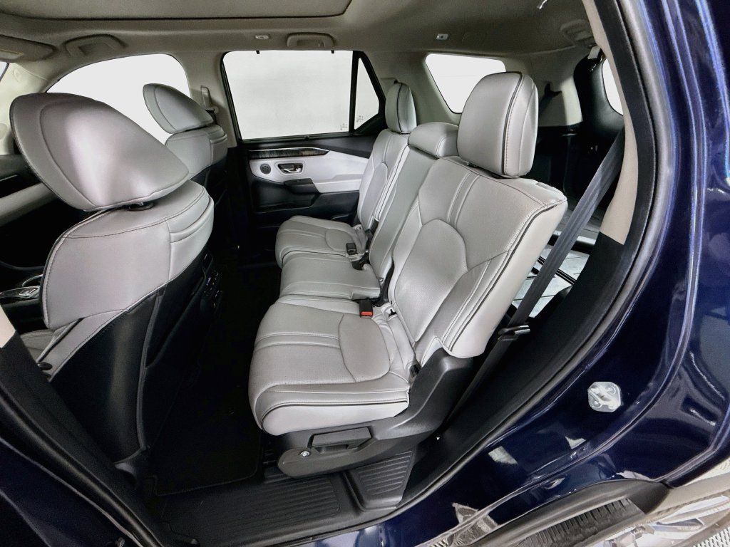 Used 2023 Honda Pilot Elite image 26