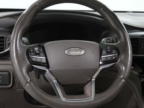 Certified 2021 Ford Explorer Platinum w/ Equipment Group 601A image 7