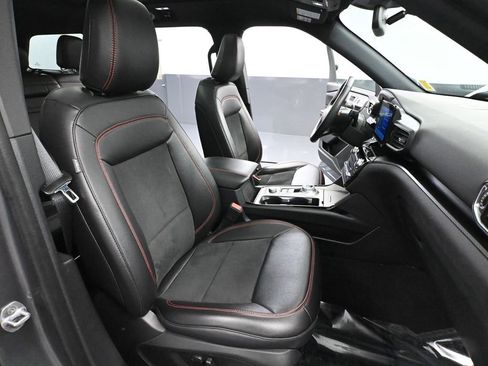 Used 2022 Ford Explorer ST-Line w/ Class IV Trailer Tow Package image 54