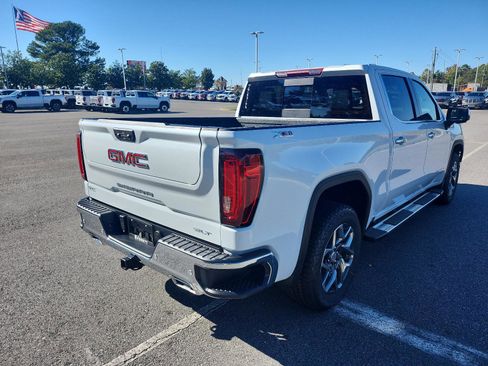 New 2026 GMC Sierra 1500 SLT w/ SLT Premium Plus Package image 3