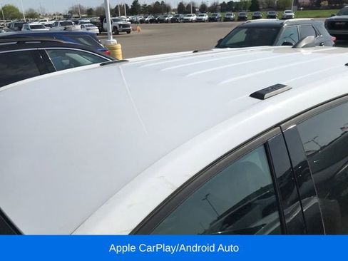 Used 2019 Chevrolet Equinox LT w/ Driver Convenience Package FWD image 8