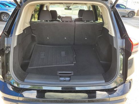 Used 2024 Nissan Rogue SV AWD/4WD image 13