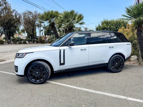 Used 2024 Land Rover Range Rover Long Wheelbase Autobiography AWD/4WD image 5