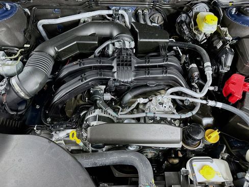 Certified 2025 Subaru Outback Onyx Edition image 38