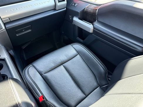 Used 2022 Ford F450 Lariat w/ Lariat Ultimate Package image 15