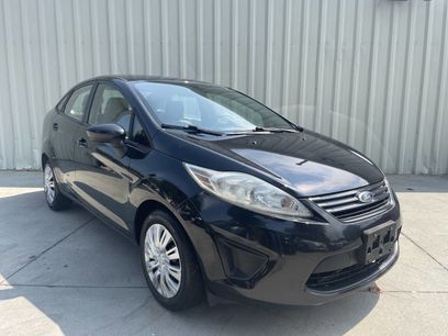 Used 2013 Ford Fiesta S w/ Convenience Pkg