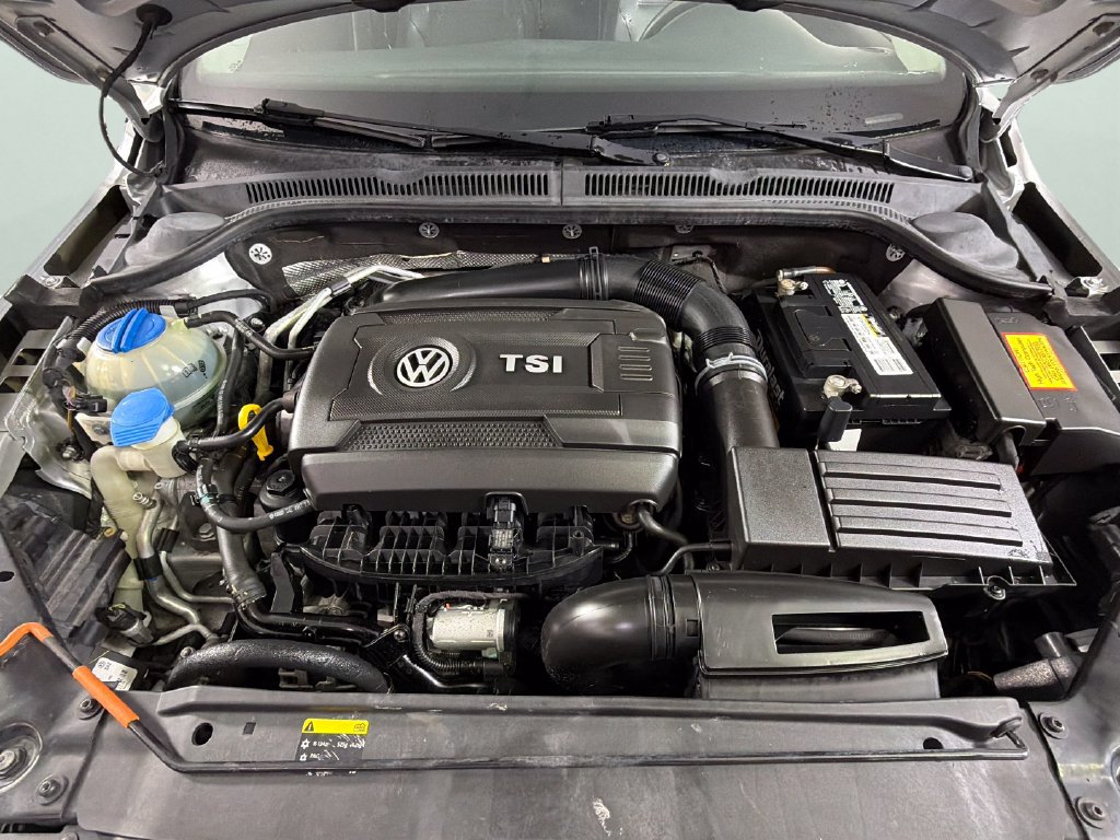 Used 2014 Volkswagen Jetta SE FWD image 34