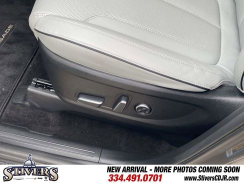 Used 2024 Hyundai Palisade SEL w/ Premium Package FWD image 21